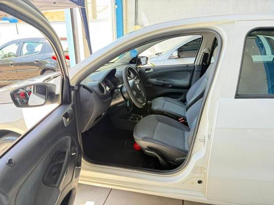VOLKSWAGEN GOL 1.0 MI 8V FLEX 4P MANUAL G.V